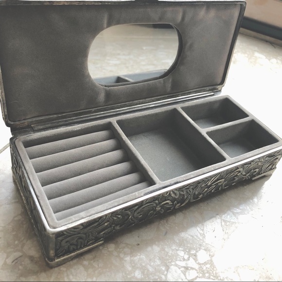 SOLD (Etsy) Silver Art Deco Nouveau Jewelry Box - Picture 6 of 6